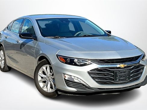 Used 2020 Chevrolet Malibu LT w/ Fleet LT Safety Plus Package image 3