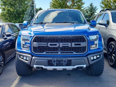 Used 2018 Ford F150 Raptor w/ Equipment Group 802A Luxury AWD/4WD image 2