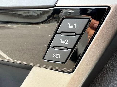 New 2026 Toyota Tundra Limited AWD/4WD image 22