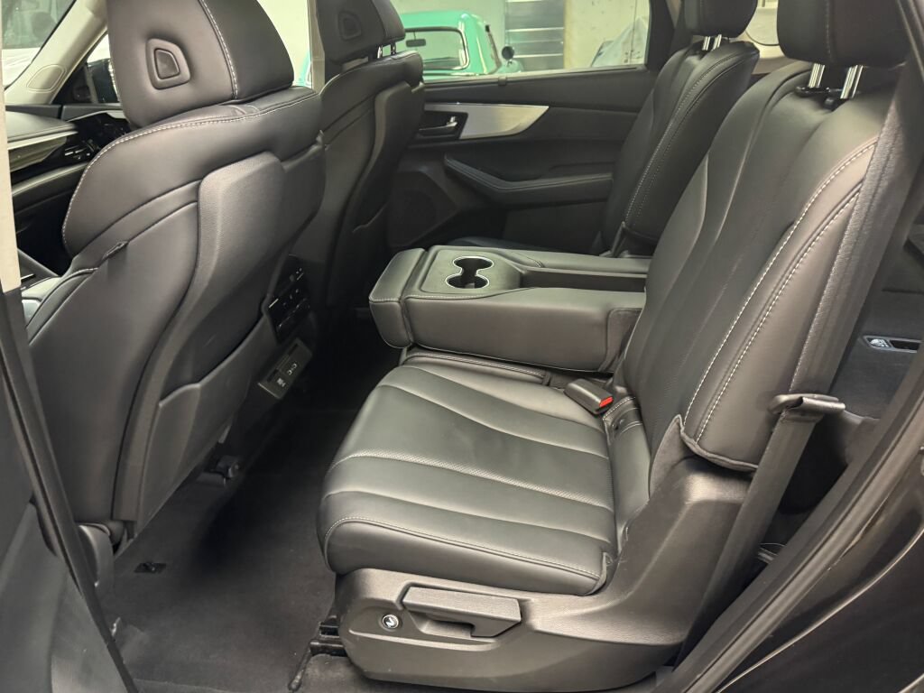 Certified 2024 Acura MDX w/ Technology Package AWD/4WD image 39