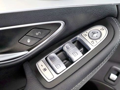 Used 2015 Mercedes-Benz C 300 4MATIC Sedan image 19