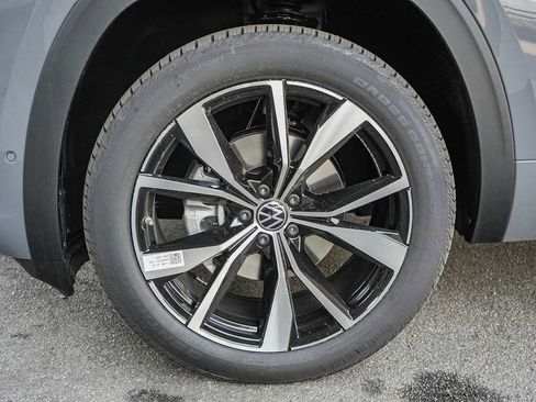 New 2026 Volkswagen Atlas SEL Premium R-Line AWD/4WD image 11