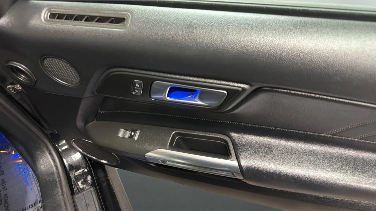 Used 2022 Ford Mustang Premium RWD image 19