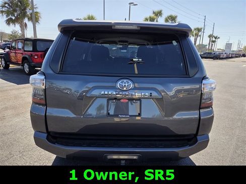Used 2022 Toyota 4Runner SR5 image 6