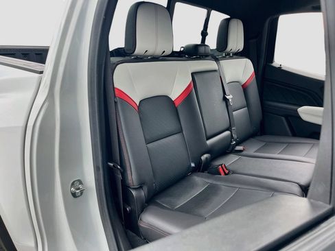 Used 2024 GMC Canyon AT4X AWD/4WD image 27