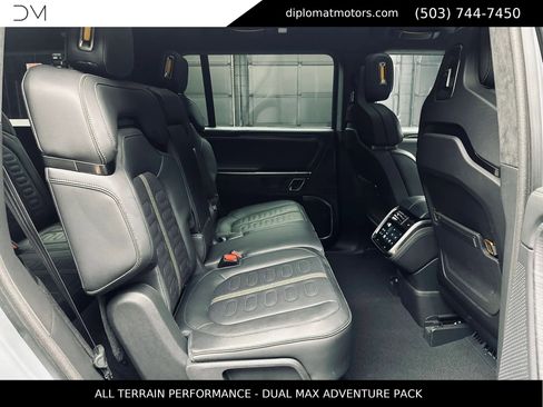 Used 2024 Rivian R1S Adventure AWD/4WD image 21