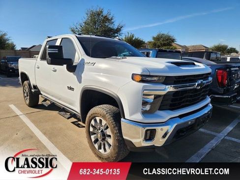 Used 2025 Chevrolet Silverado 2500 LT w/ Texas Edition image 1