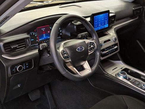 Certified 2023 Ford Explorer XLT AWD/4WD image 10
