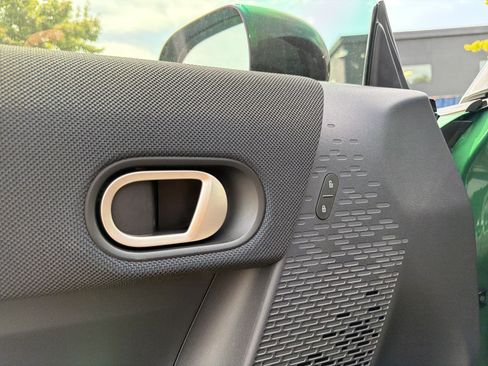 New 2026 MINI Cooper 2-Door Hardtop FWD image 26