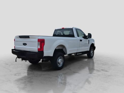 Used 2019 Ford F250 XL w/ Snow Plow Prep Package AWD/4WD image 8