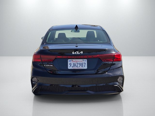 Used 2023 Kia Forte LXS w/ LXS Technology Package FWD image 5