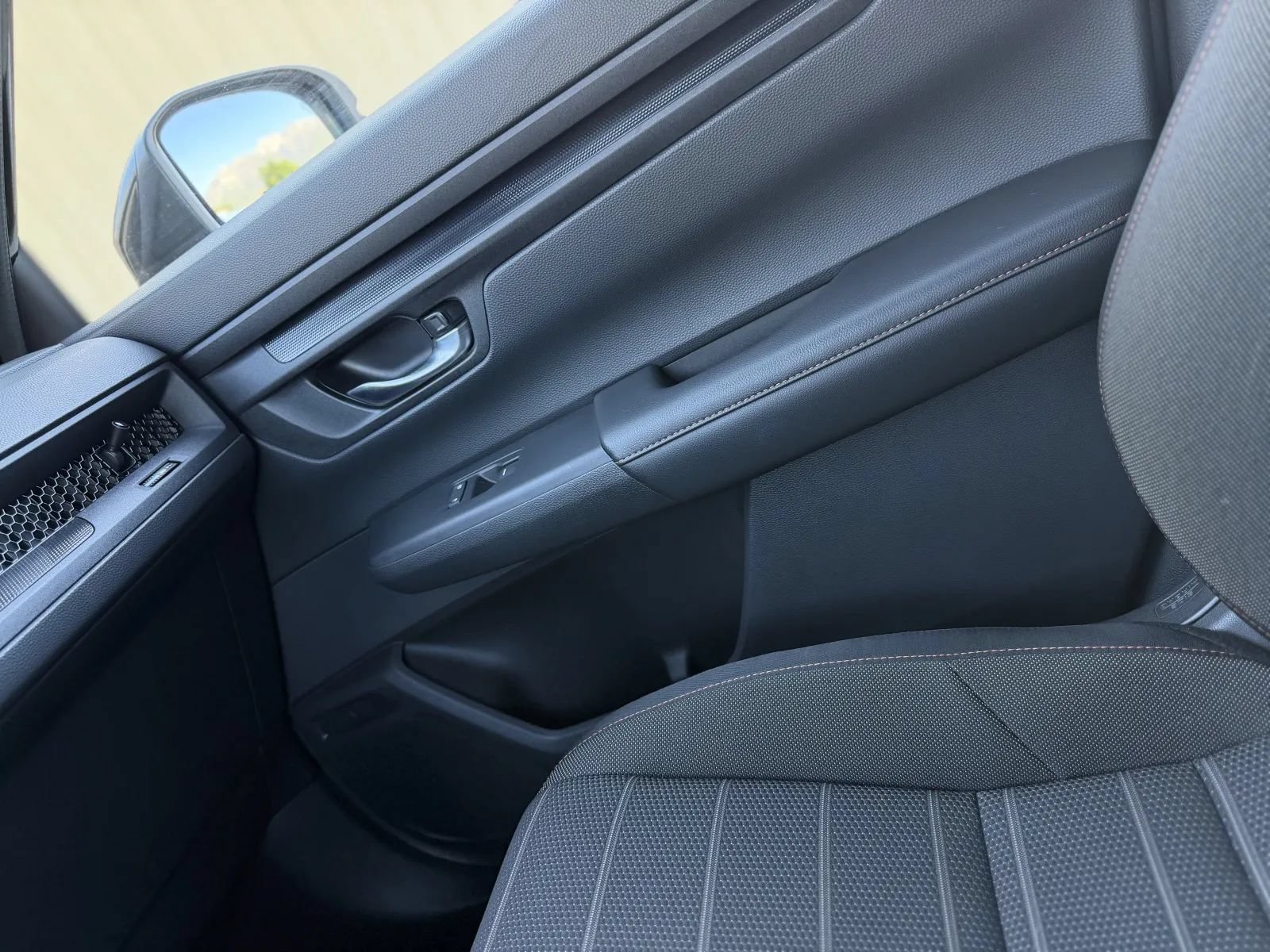 Used 2025 Honda CR-V Sport image 35