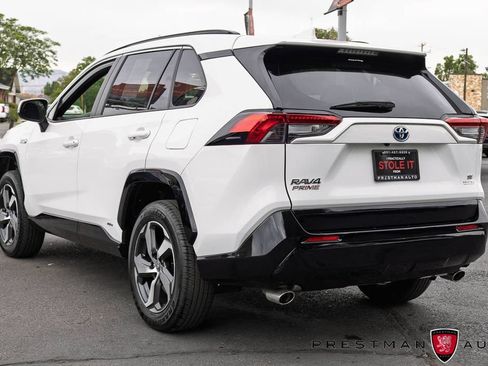 Used 2024 Toyota RAV4 SE w/ Weather & Moonroof Package AWD/4WD image 18