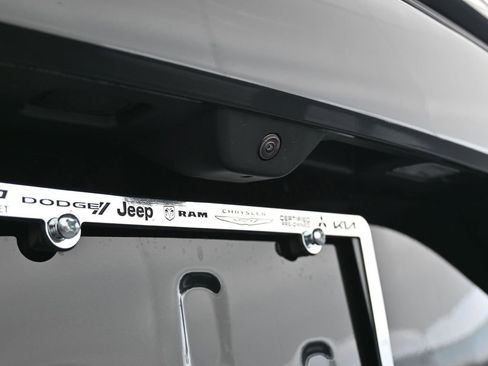 Used 2025 Jeep Grand Cherokee Limited image 26