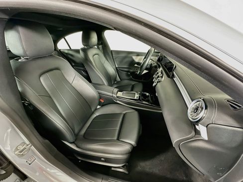 Used 2025 Mercedes-Benz CLA 250 4MATIC image 31