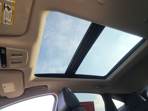 Certified 2025 Nissan Murano SL image 16