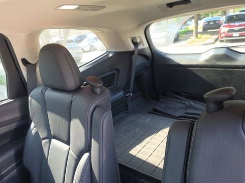 Used 2019 Subaru Ascent Limited AWD/4WD image 9