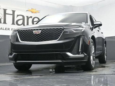Used 2025 Cadillac XT6 Premium Luxury FWD image 59