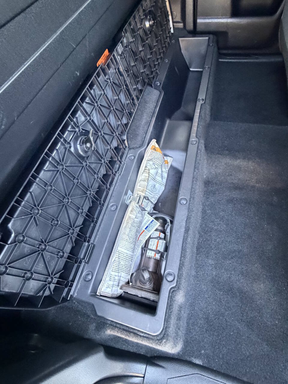 Used 2019 Toyota Tacoma SR RWD image 30