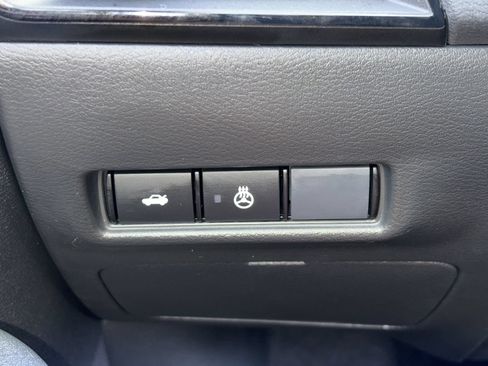 Certified 2026 Nissan Sentra SV w/ SV Convenience Package FWD image 23