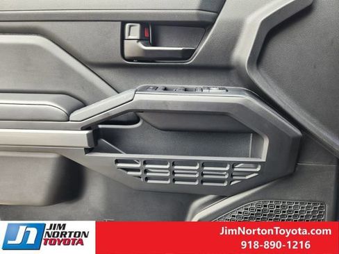 Used 2025 Toyota Tacoma SR5 image 19