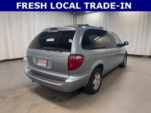 Used 2006 Dodge Grand Caravan SXT image 4
