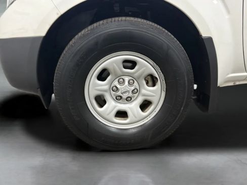 Used 2020 Nissan Frontier S RWD image 28