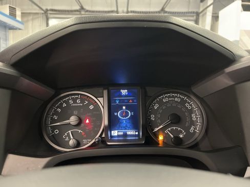 Used 2023 Toyota Tacoma TRD Off-Road image 18