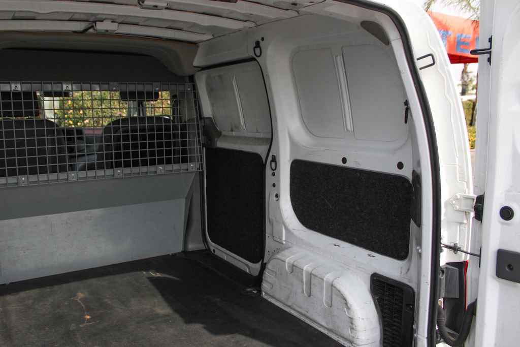 Used 2020 Nissan NV200 S w/ Back Door Glass Package FWD image 10