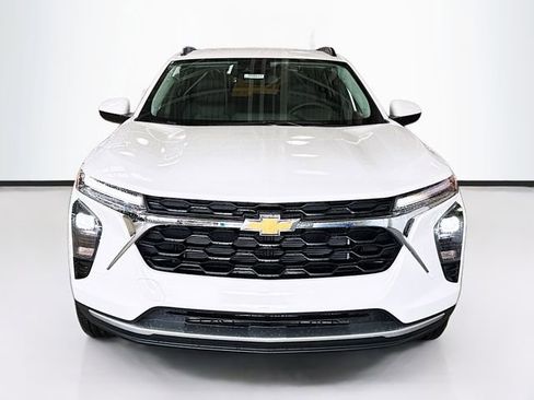 New 2026 Chevrolet Trax LT w/ Driver Confidence Package image 4