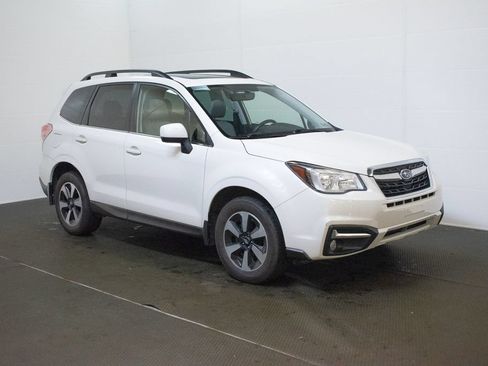 Used 2018 Subaru Forester 2.5i Limited AWD/4WD image 1