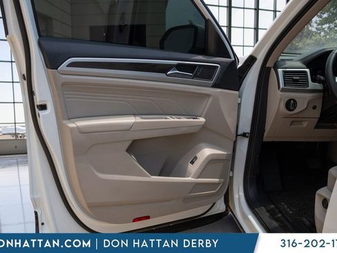 Used 2022 Volkswagen Atlas SE w/ Black Wheel Package AWD/4WD image 20