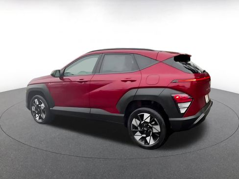 Used 2025 Hyundai Kona SEL image 10