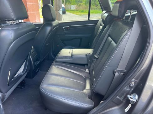 Used 2009 Hyundai Santa Fe Limited w/ Navigation Pkg 5 AWD/4WD image 10