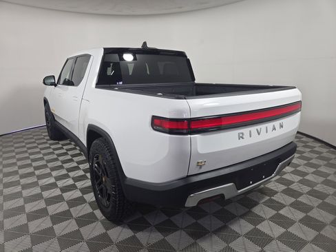 Used 2023 Rivian R1T Adventure image 3