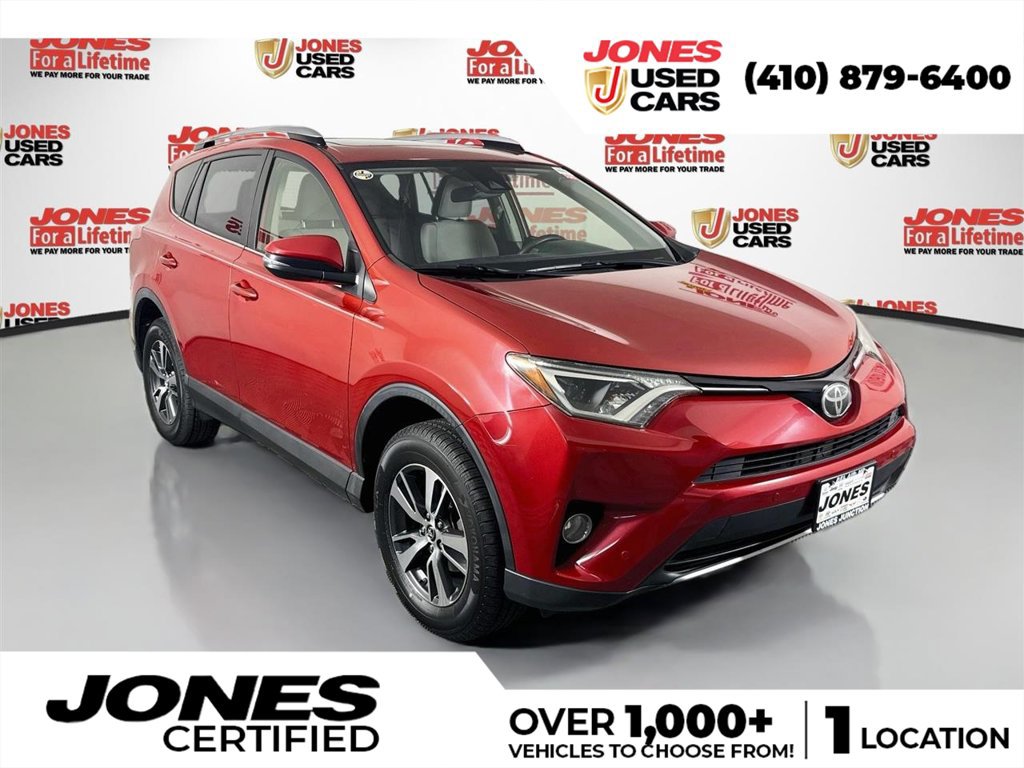 Used 2017 Toyota RAV4 XLE FWD image 1