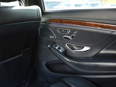 Used 2015 Mercedes-Benz S 63 AMG 4MATIC Sedan w/ Driver Assistance Package image 40