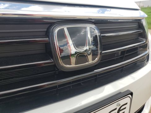 Used 2023 Honda Odyssey Touring image 38
