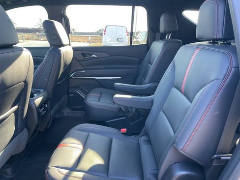 Certified 2024 Chevrolet Traverse RS w/ LPO, Floor Liner Package image 16