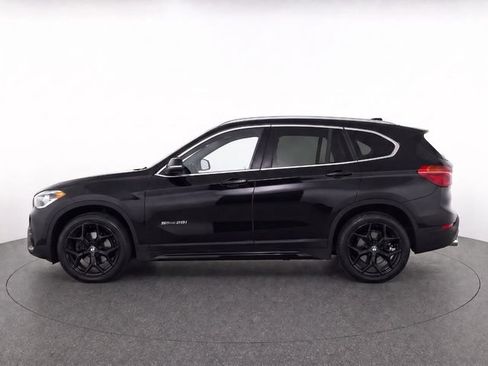 Used 2018 BMW X1 sDrive28i FWD image 4