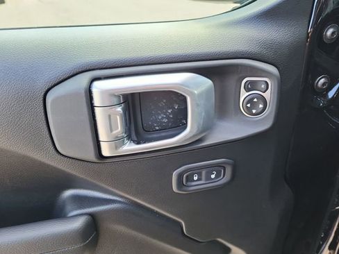 New 2026 Jeep Gladiator Willys image 15