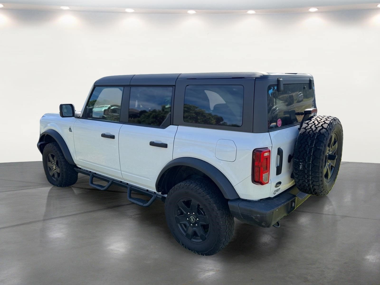 Used 2024 Ford Bronco Black Diamond AWD/4WD image 10