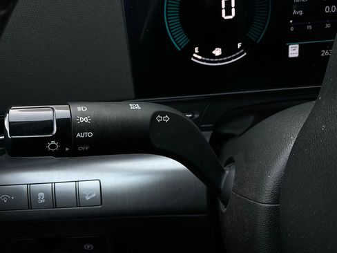 Used 2025 Hyundai Kona SEL image 36