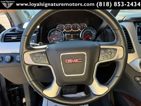 Used 2020 GMC Yukon SLT image 32