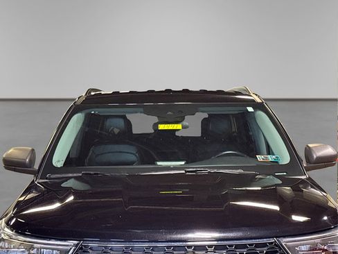 Used 2024 Ford Explorer XLT w/ Equipment Group 202A image 15