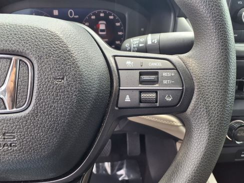 Used 2025 Honda Accord LX image 16