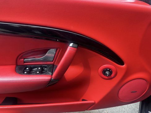 Used 2017 Maserati GranTurismo Convertible image 19