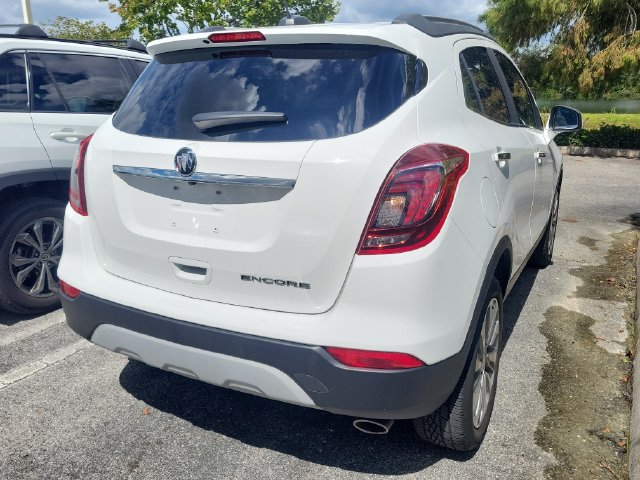 Used 2020 Buick Encore Preferred w/ Safety Package FWD image 3