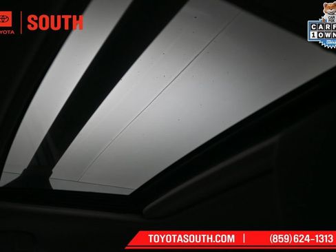 Used 2022 Toyota RAV4 XLE w/ Convenience Package AWD/4WD image 20