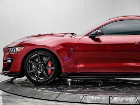 Used 2020 Ford Mustang Shelby GT500 w/ Carbon Fiber Track Pack RWD image 10